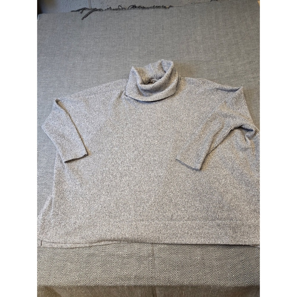 Cherish Sweater Women's Gray Heather Waffle Knit Oversized Turtleneck Side Slit